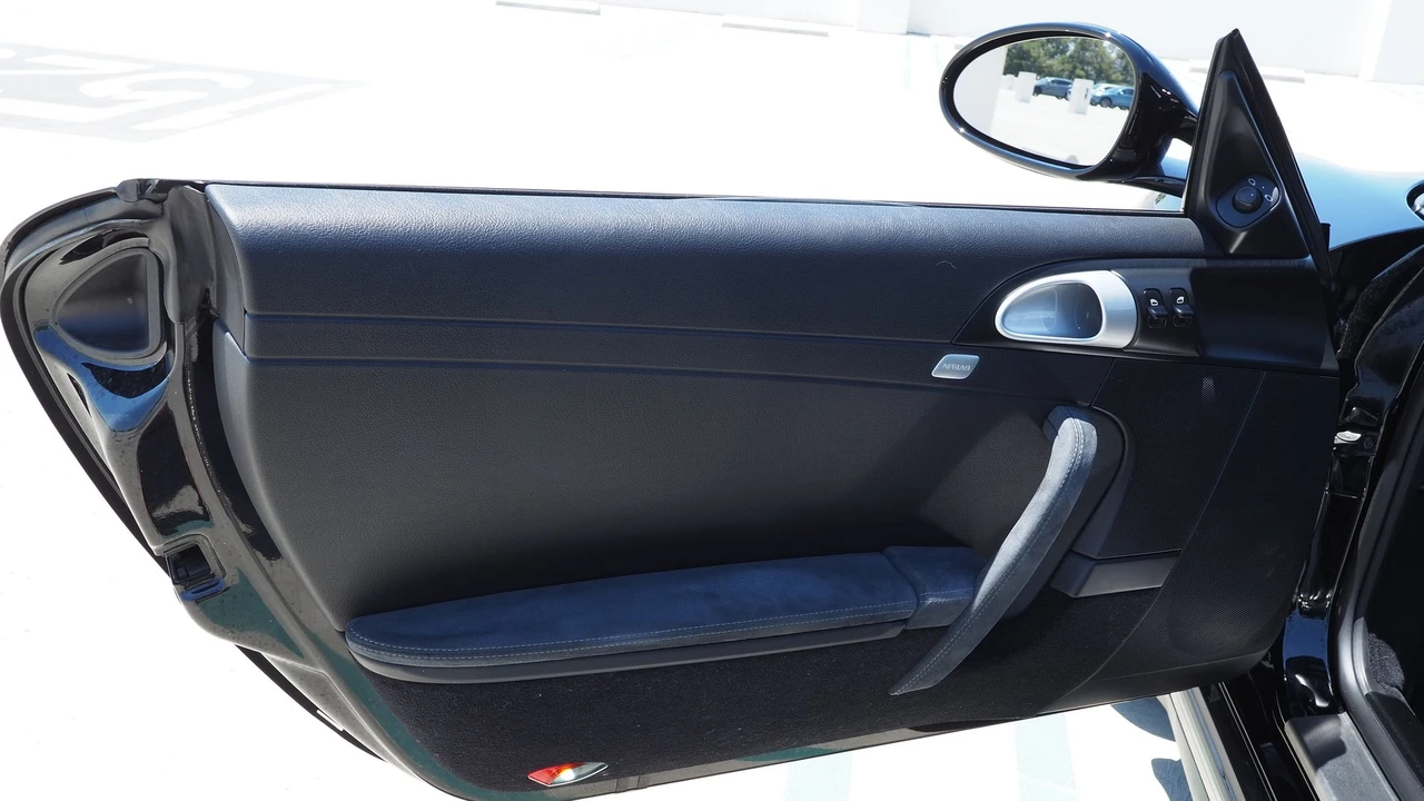2012 Porsche 997 Carrera GTS - Image 16 of 23