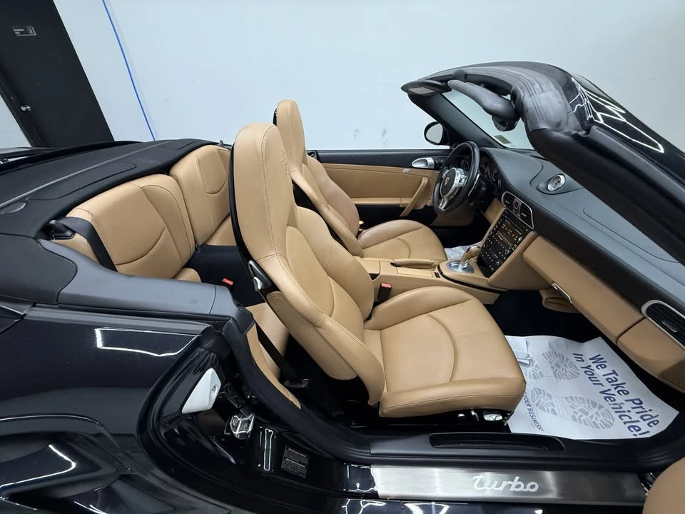 2012 Porsche 911 - Image 17 of 20
