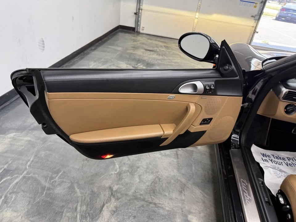 2012 Porsche 911 - Image 8 of 20
