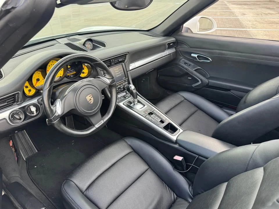 2012 Porsche 997 Carrera - Image 8 of 20