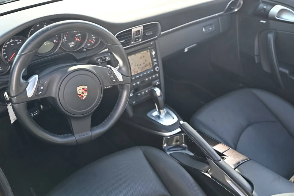 2012 Porsche 997 Carrera - Image 17 of 20