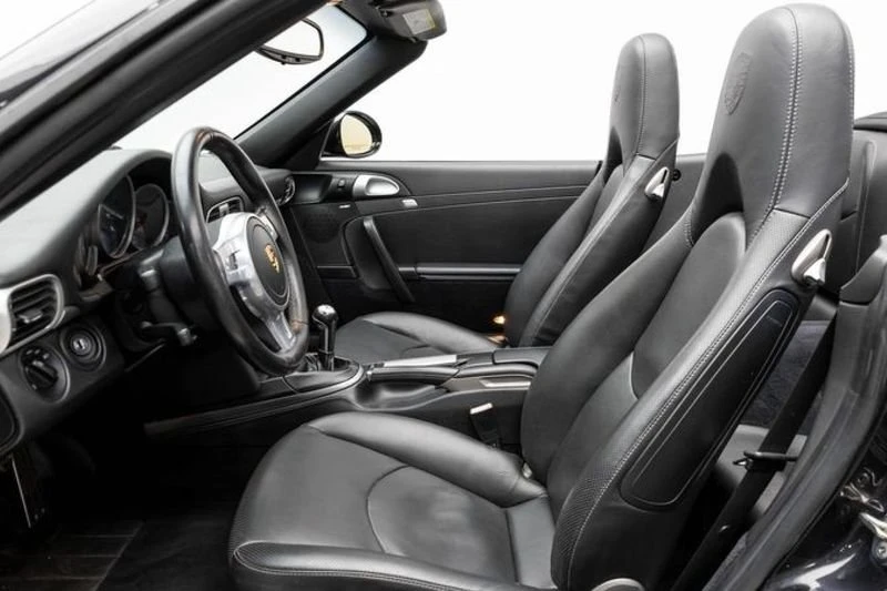 2012 Porsche 997 Carrera - Image 16 of 20