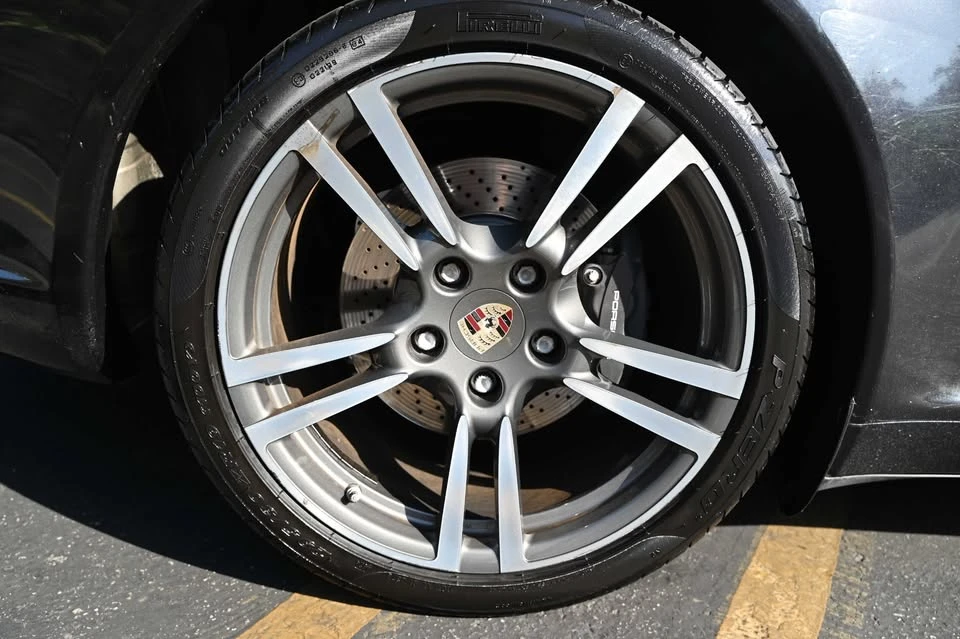 2012 Porsche 997 Carrera - Image 13 of 20