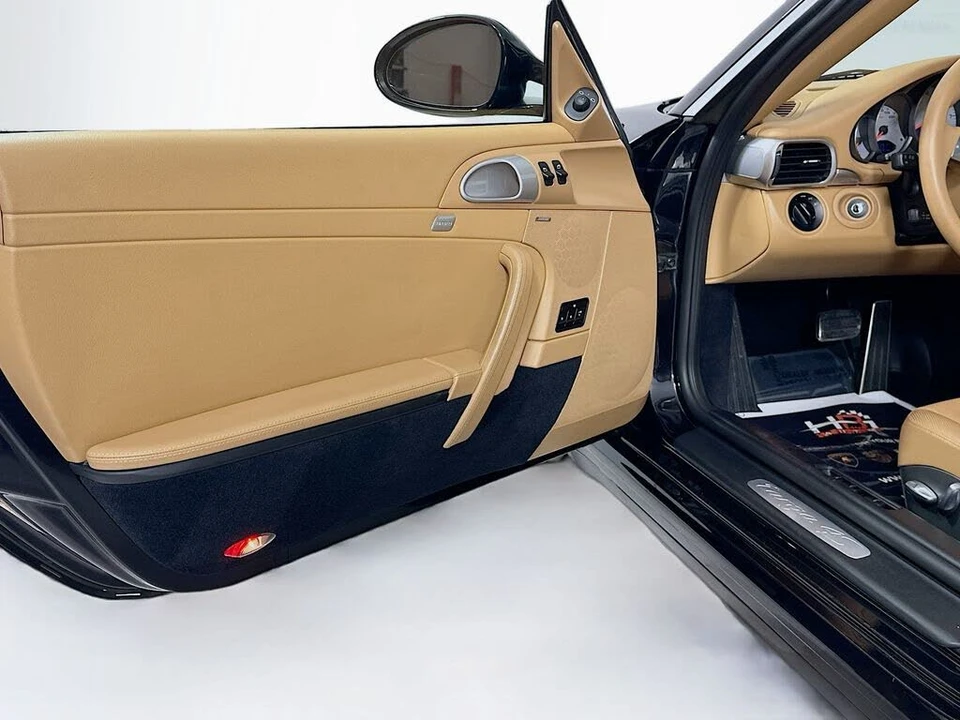 2012 Porsche 997 Targa - Image 13 of 17