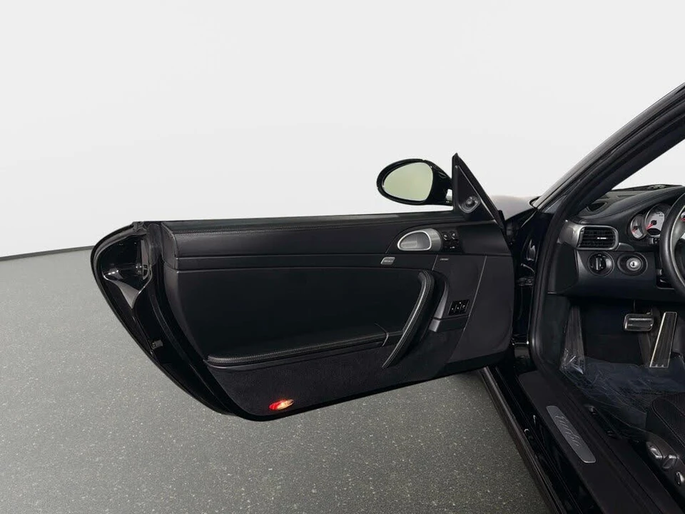 2012 Porsche 997 Turbo - Image 28 of 31