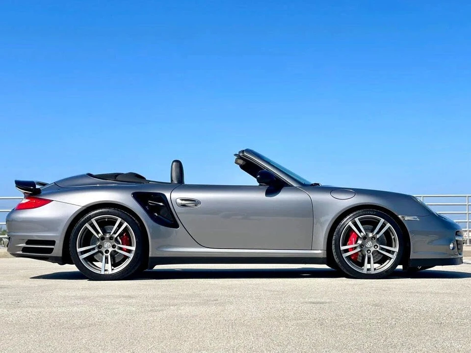 2012 Porsche 997 Turbo - Image 9 of 31