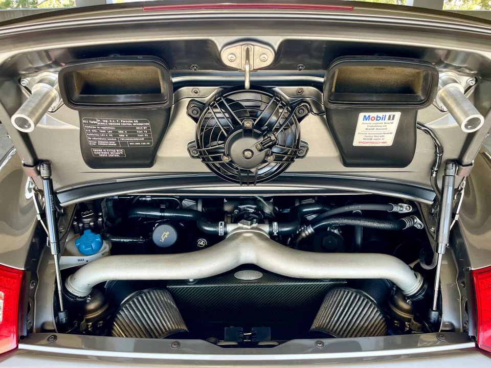 2012 Porsche 997 Turbo - Image 23 of 24