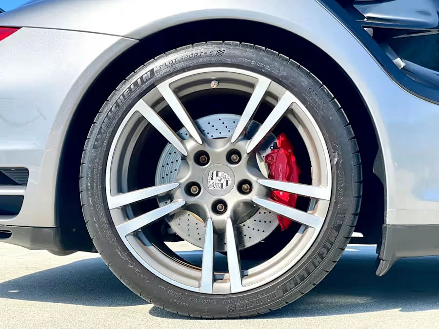 2012 Porsche 997 Turbo - Image 15 of 31