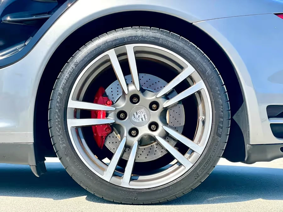 2012 Porsche 997 Turbo - Image 10 of 31