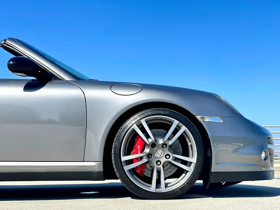 2012 Porsche 997 Turbo - Image 17 of 31