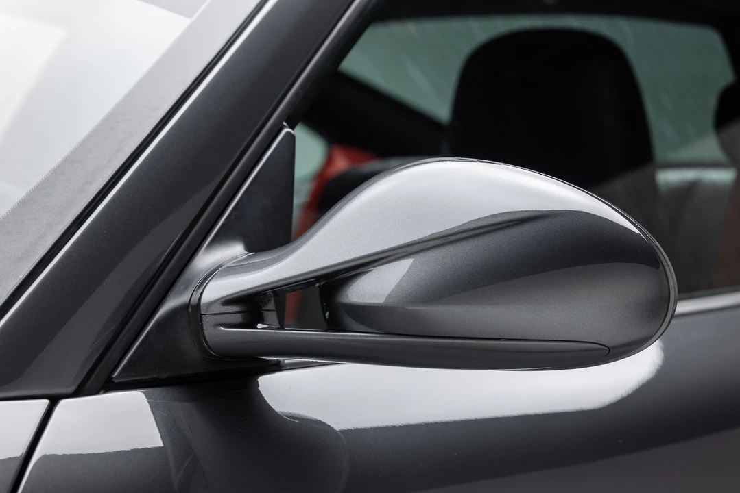 2012 Porsche 997 Turbo - Image 25 of 31