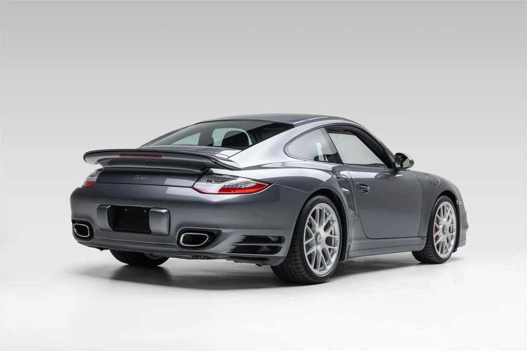 2012 Porsche 997 Turbo - Image 15 of 31