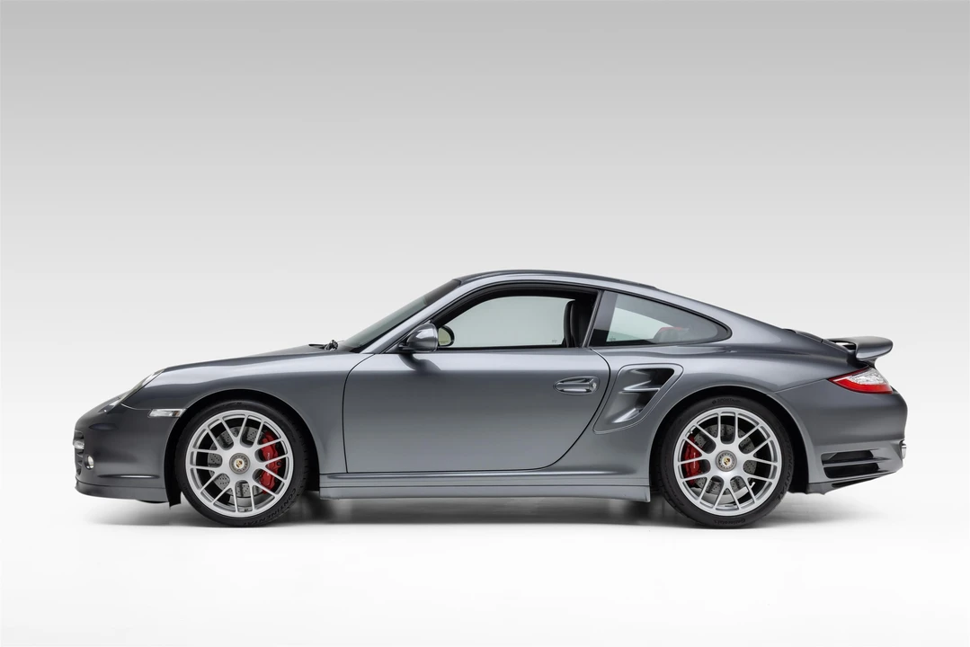 2012 Porsche 997 Turbo - Image 10 of 31