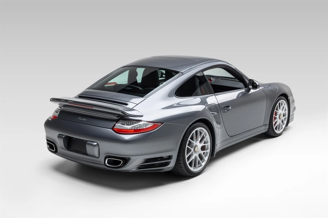 2012 Porsche 997 Turbo - Image 16 of 31