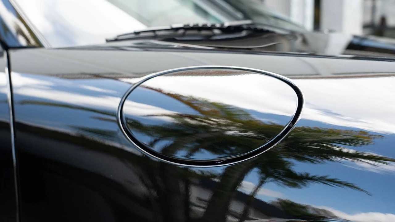 2012 Porsche 997 Turbo - Image 26 of 31