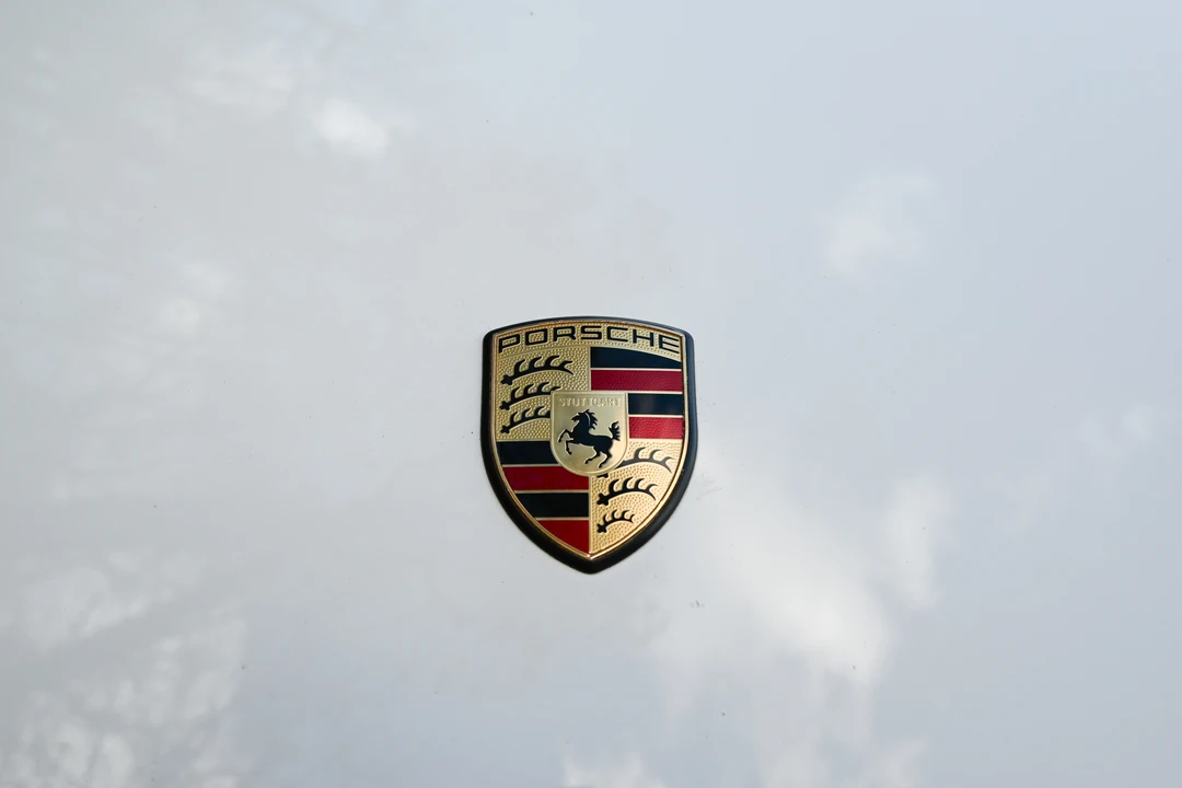 2012 Porsche 997 Turbo - Image 28 of 31