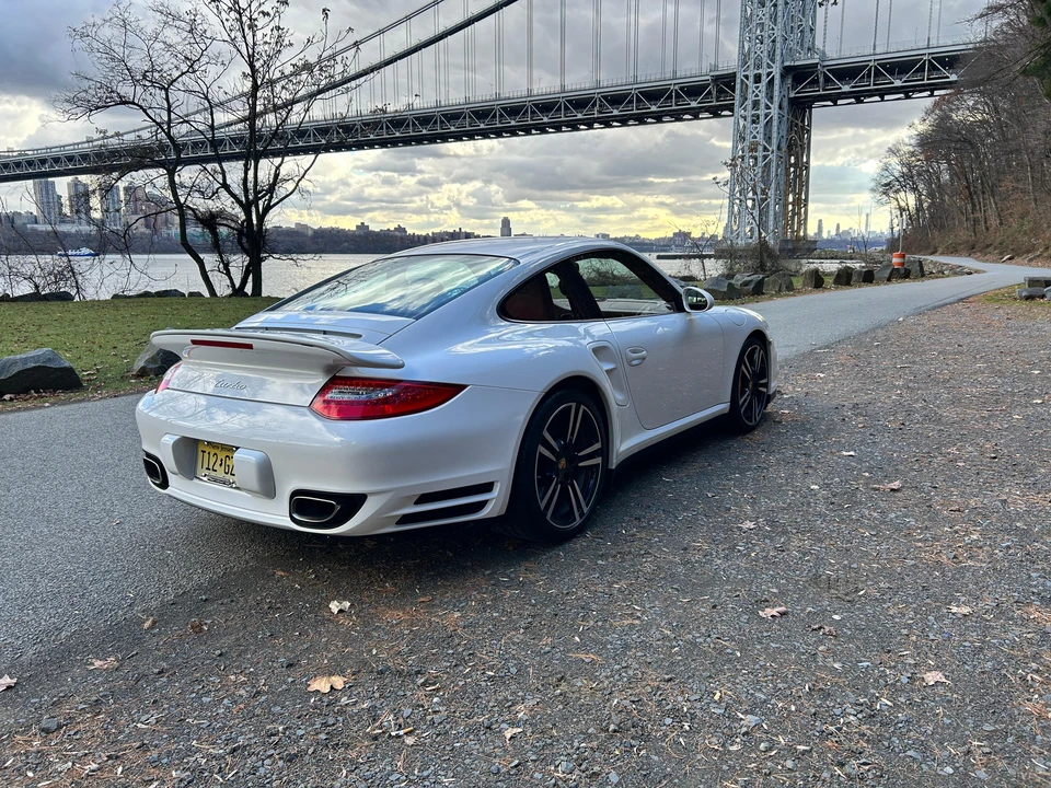 2012 Porsche 997 Turbo - Image 12 of 31