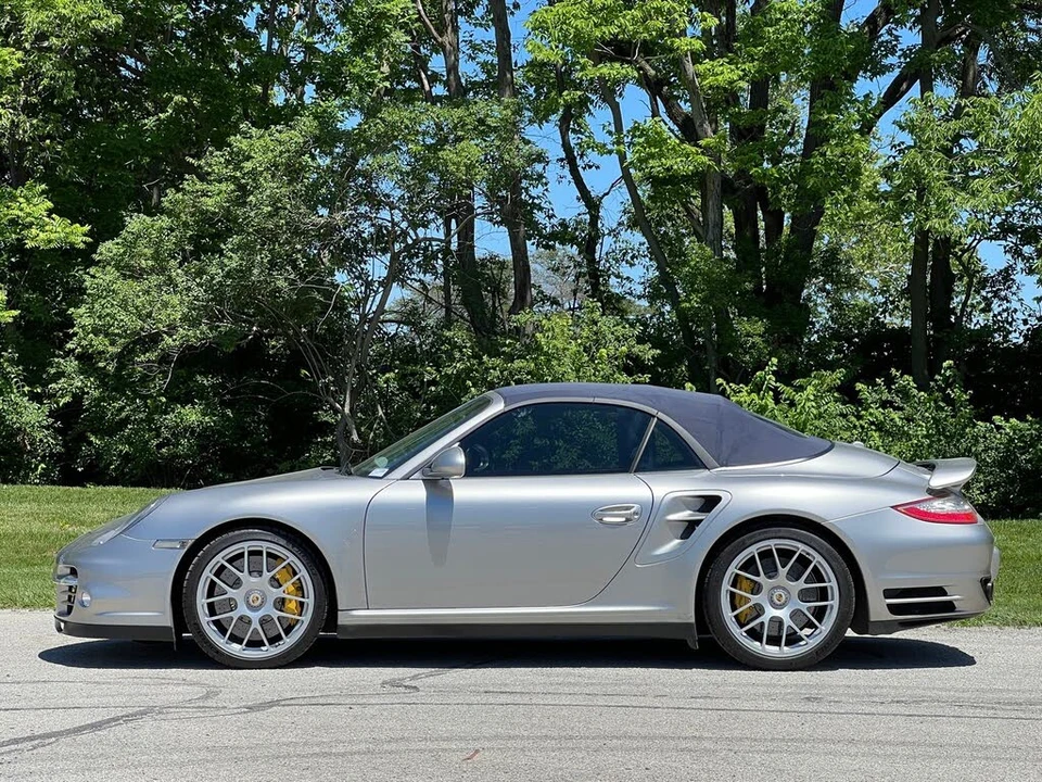2012 Porsche 997 Turbo S - Image 11 of 31