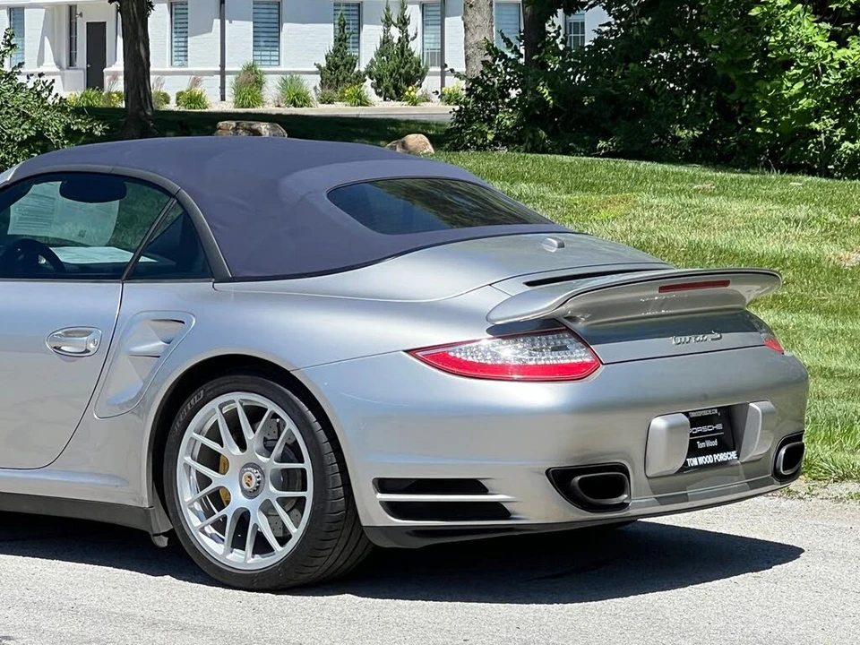 2012 Porsche 997 Turbo S - Image 9 of 31