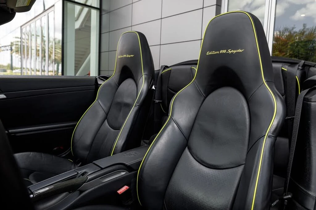 2012 Porsche 997 Turbo S - Image 21 of 31