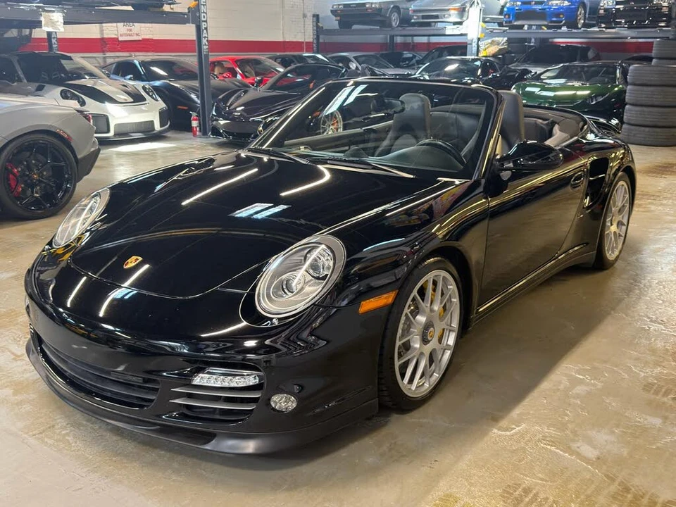 2012 Porsche 997 Turbo S - Image 12 of 30