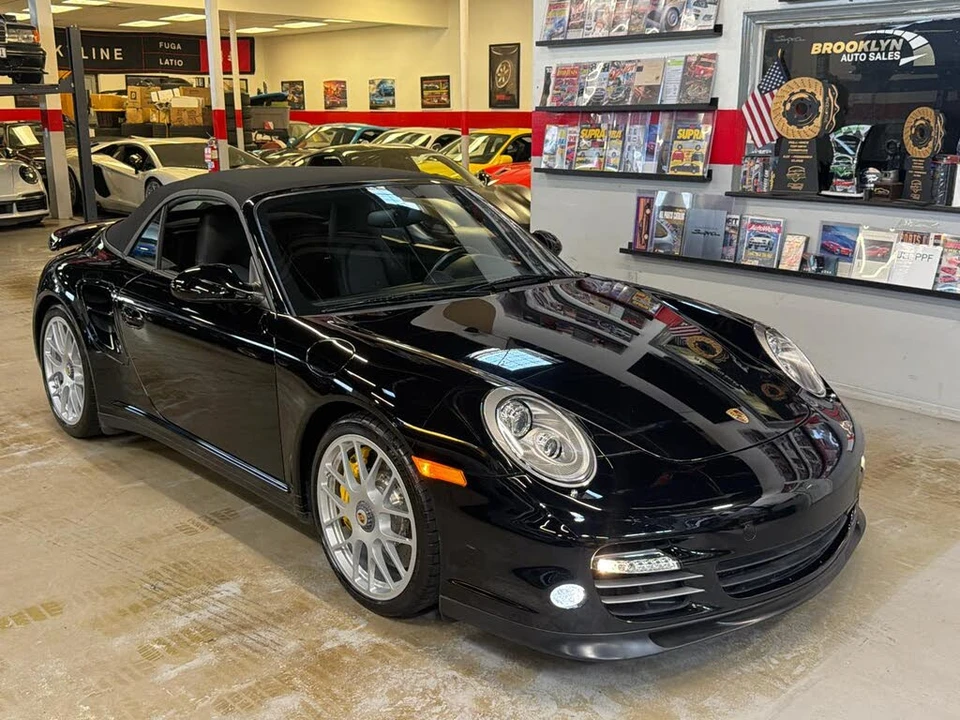 2012 Porsche 997 Turbo S - Image 27 of 30