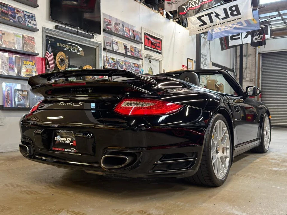 2012 Porsche 997 Turbo S - Image 7 of 30