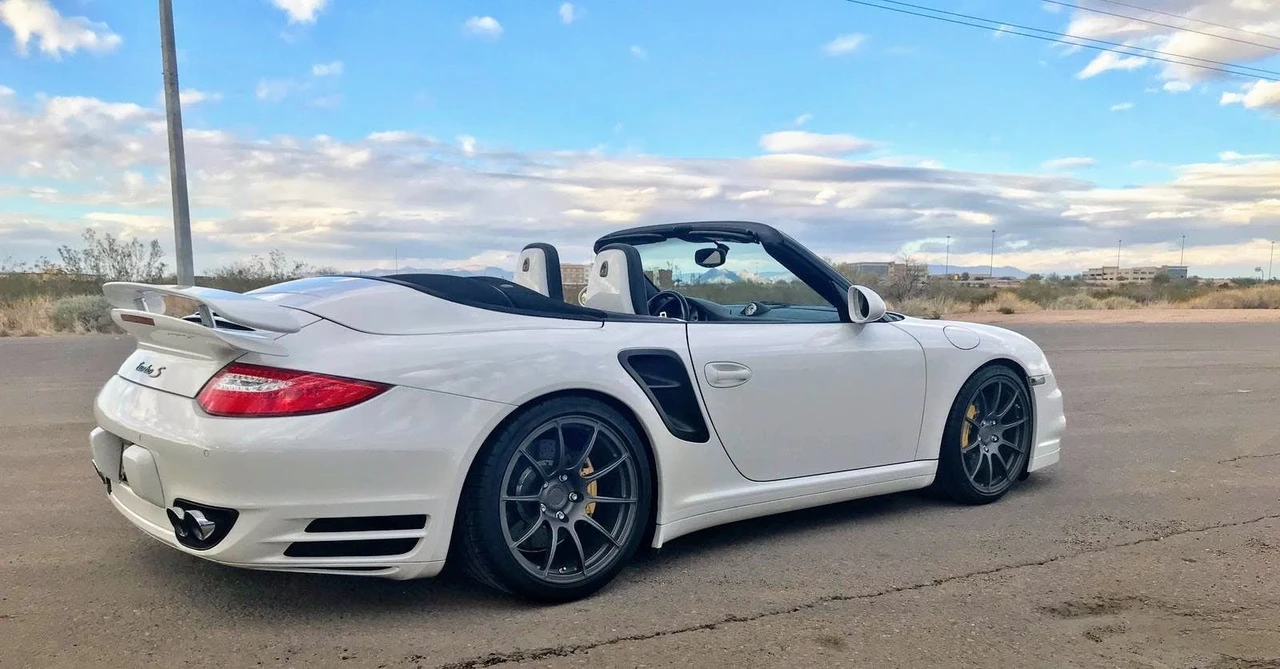 2012 Porsche 997 Turbo S - Image 5 of 17