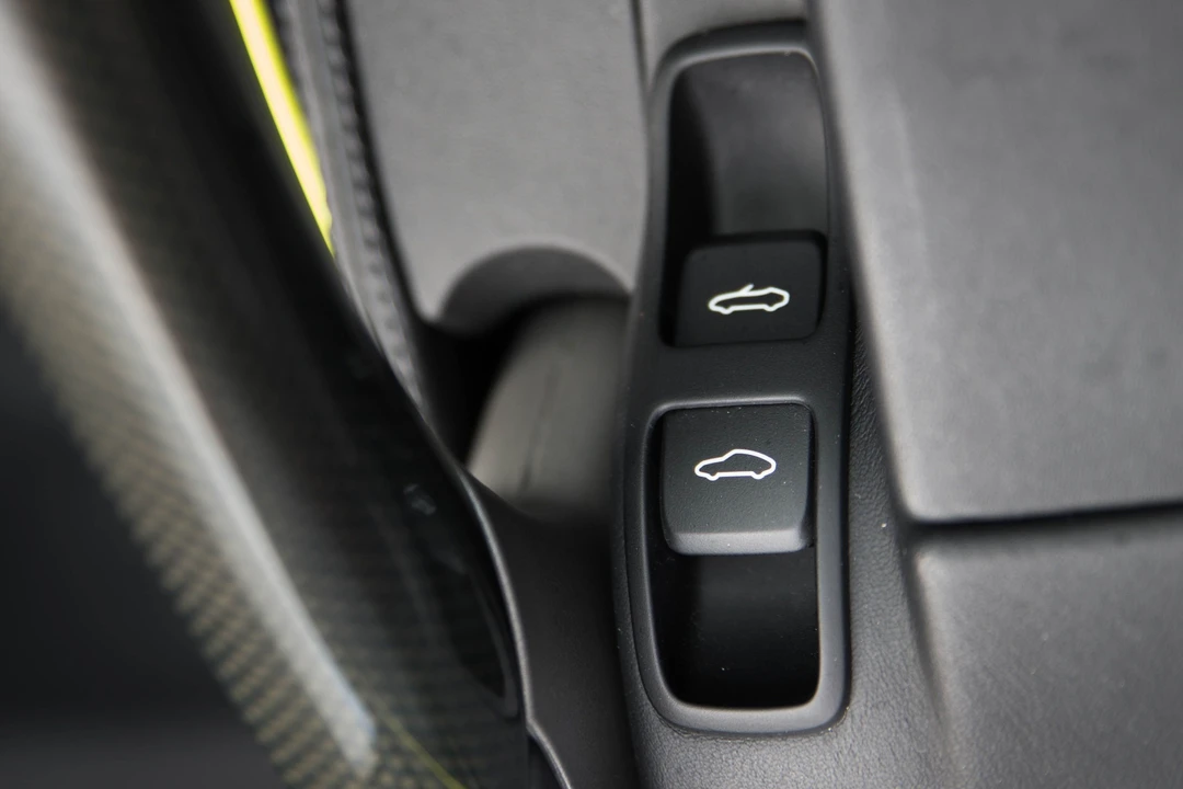 2012 Porsche 997 Turbo S - Image 9 of 31
