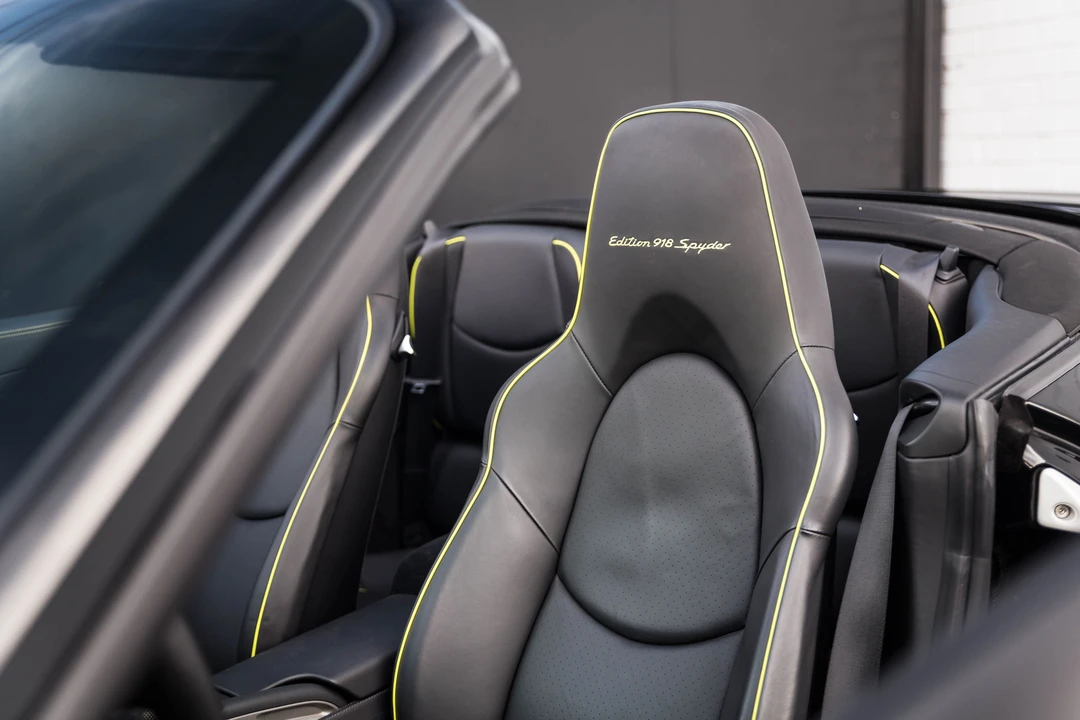 2012 Porsche 997 Turbo S - Image 22 of 31