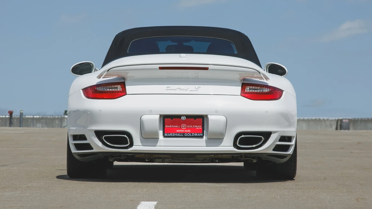 2012 Porsche 997 Turbo S - Image 13 of 31