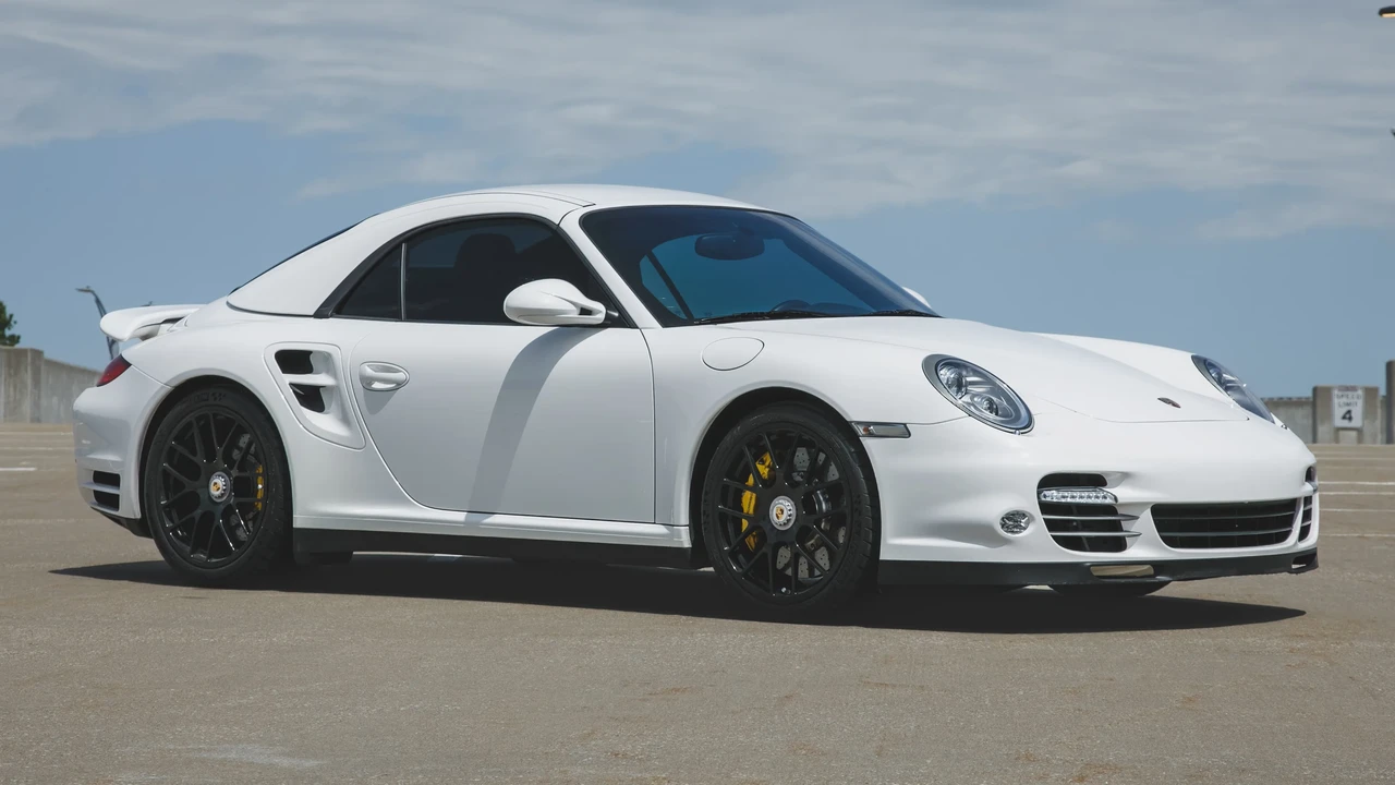 2012 Porsche 997 Turbo S - Image 7 of 31