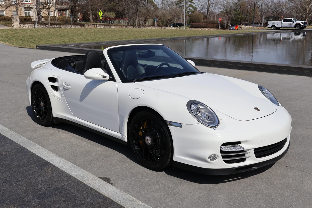 2012 Porsche 997 Turbo S - Image 18 of 31