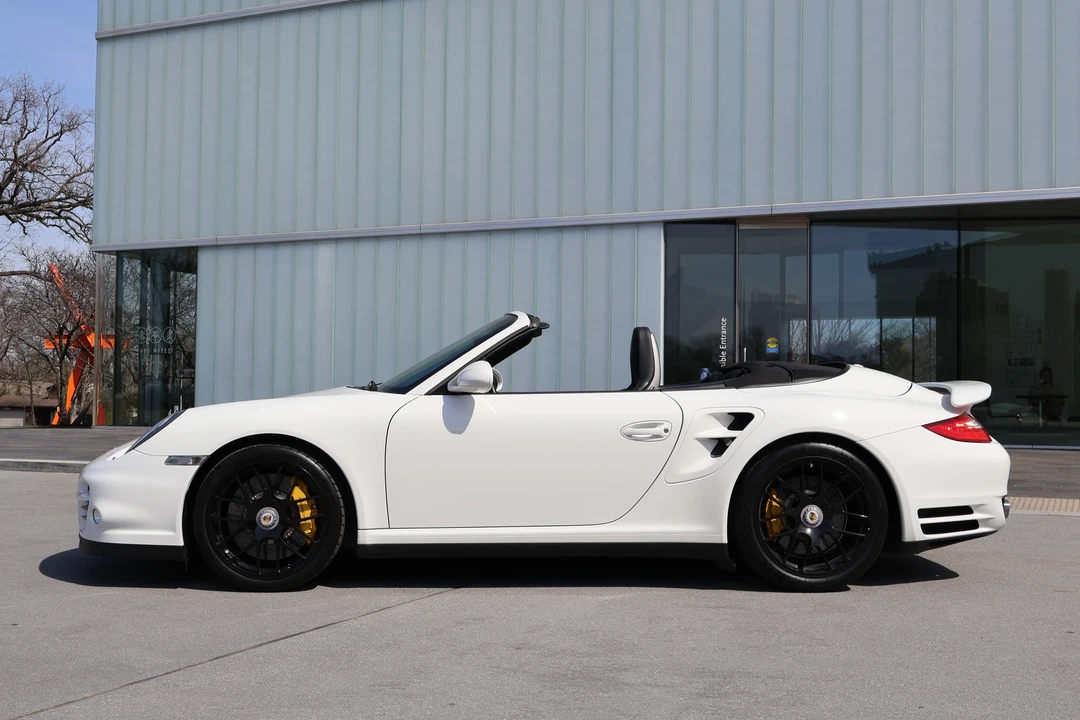2012 Porsche 997 Turbo S - Image 24 of 31