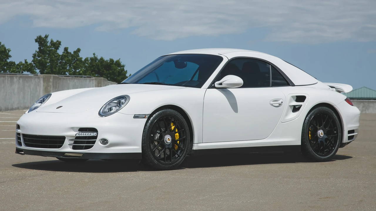 2012 Porsche 997 Turbo S - Image 5 of 31