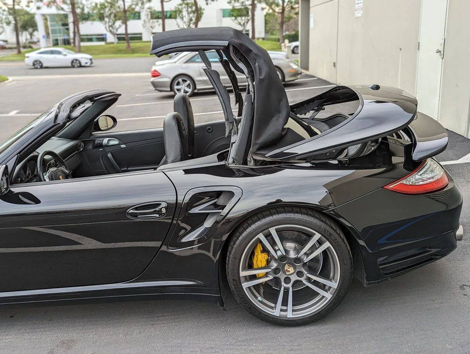 2012 Porsche 997 Turbo S - Image 10 of 31