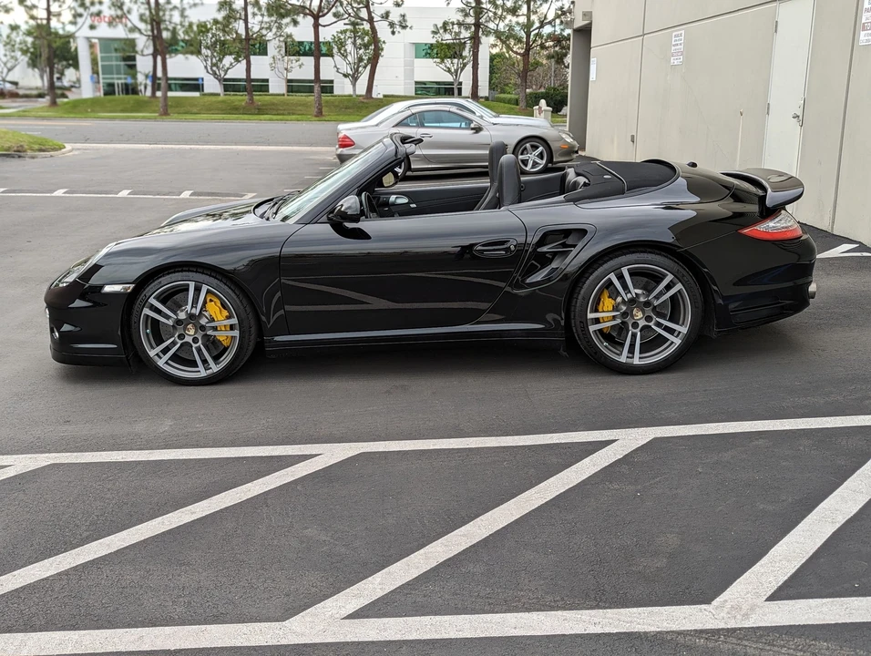 2012 Porsche 997 Turbo S - Image 13 of 31