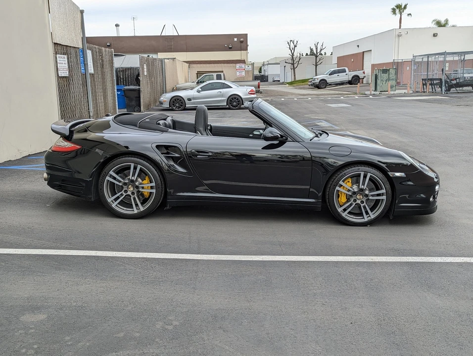 2012 Porsche 997 Turbo S - Image 17 of 31