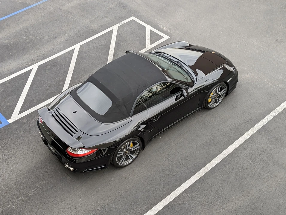 2012 Porsche 997 Turbo S - Image 25 of 31