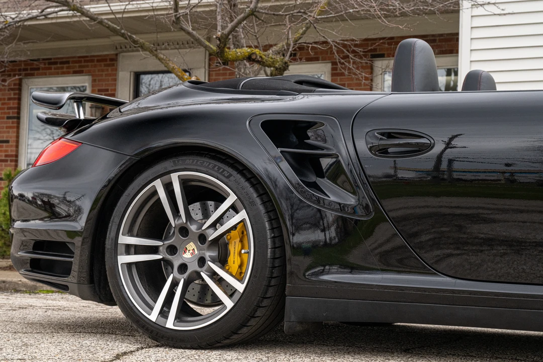 2012 Porsche 997 Turbo S - Image 17 of 31