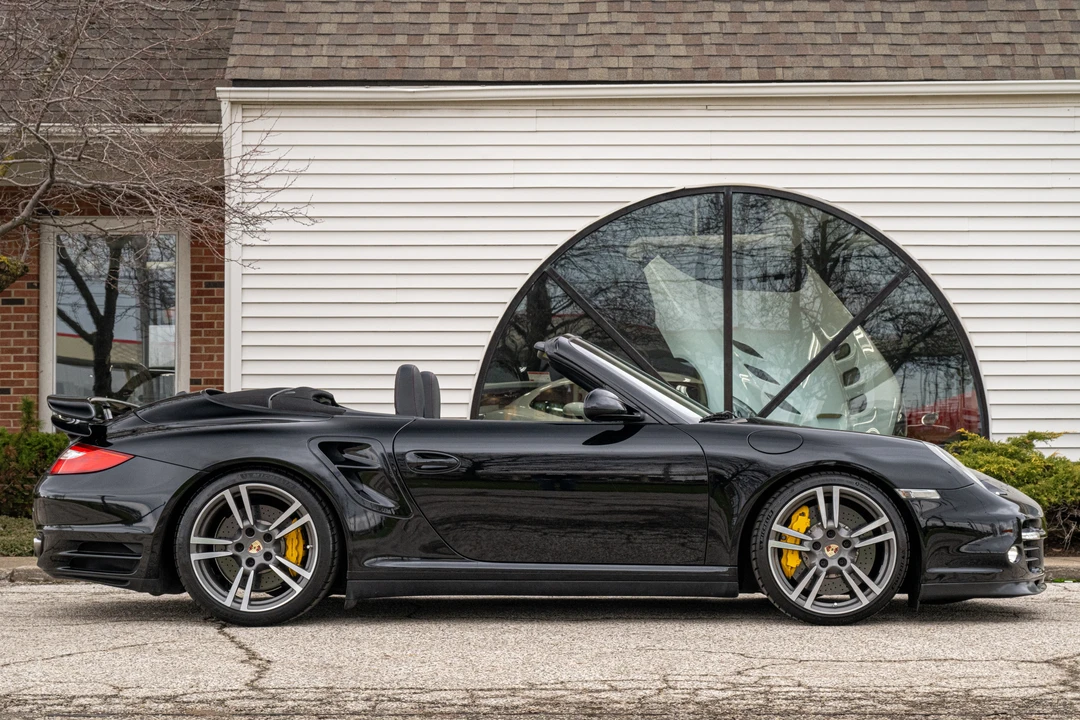 2012 Porsche 997 Turbo S - Image 8 of 31