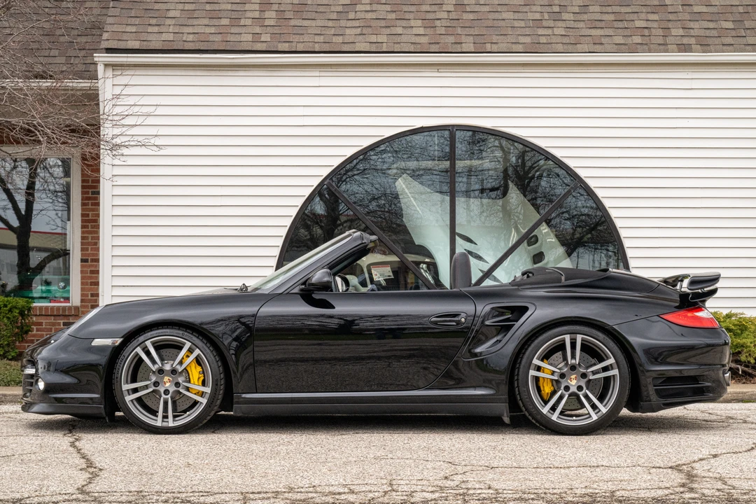 2012 Porsche 997 Turbo S - Image 12 of 31