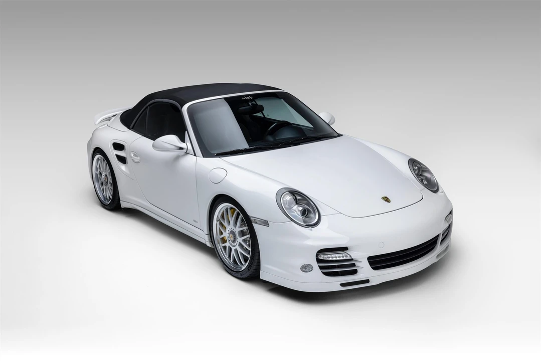 2012 Porsche 997 Turbo S - Image 18 of 31