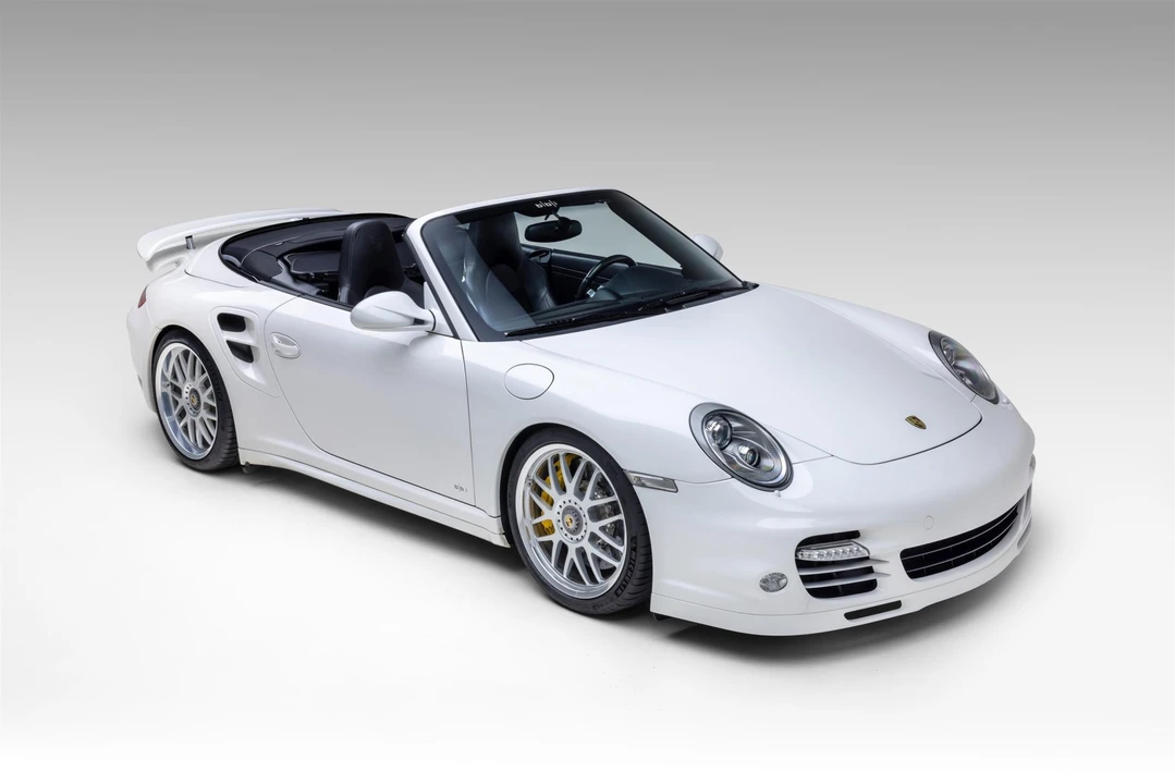 2012 Porsche 997 Turbo S - Image 7 of 31