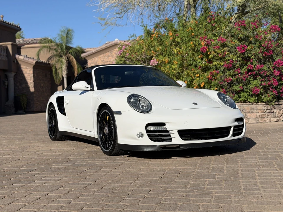 2012 Porsche 997 Turbo S - Image 26 of 31