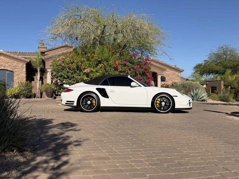 2012 Porsche 997 Turbo S - Image 23 of 31