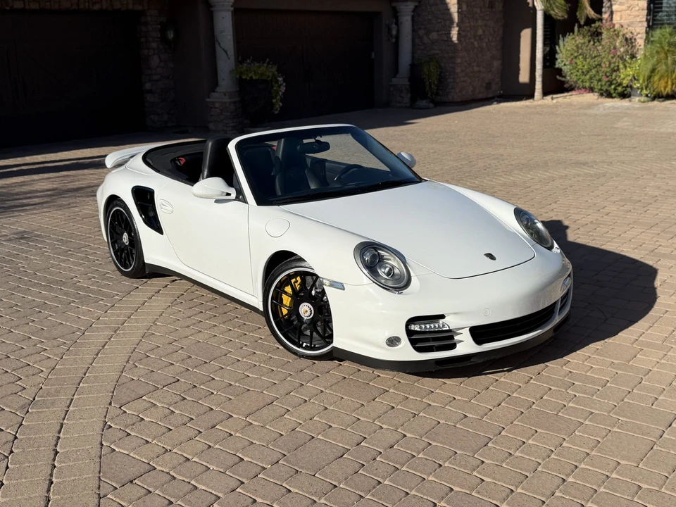 2012 Porsche 997 Turbo S - Image 13 of 31