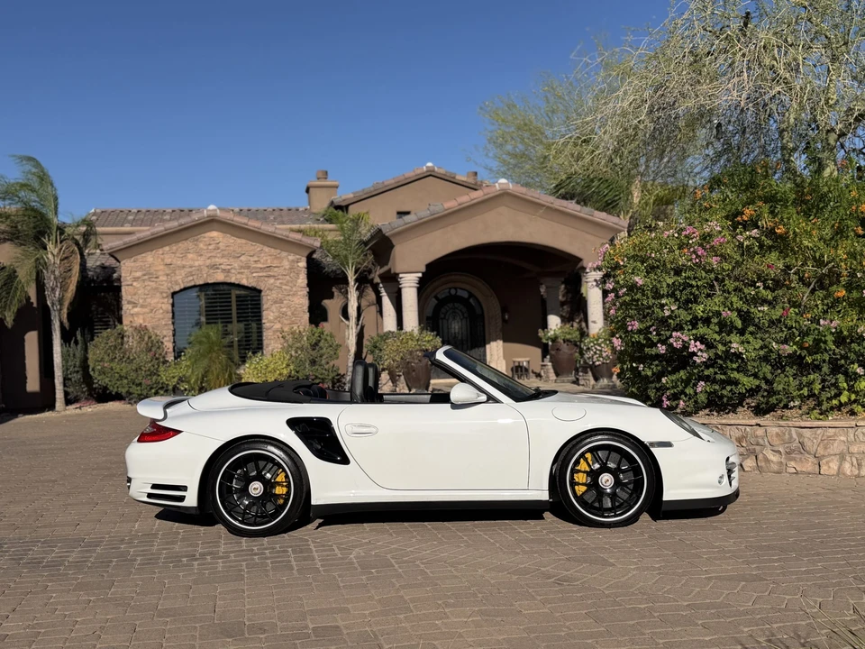 2012 Porsche 997 Turbo S - Image 11 of 31