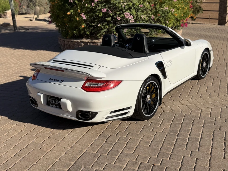 2012 Porsche 997 Turbo S - Image 9 of 31