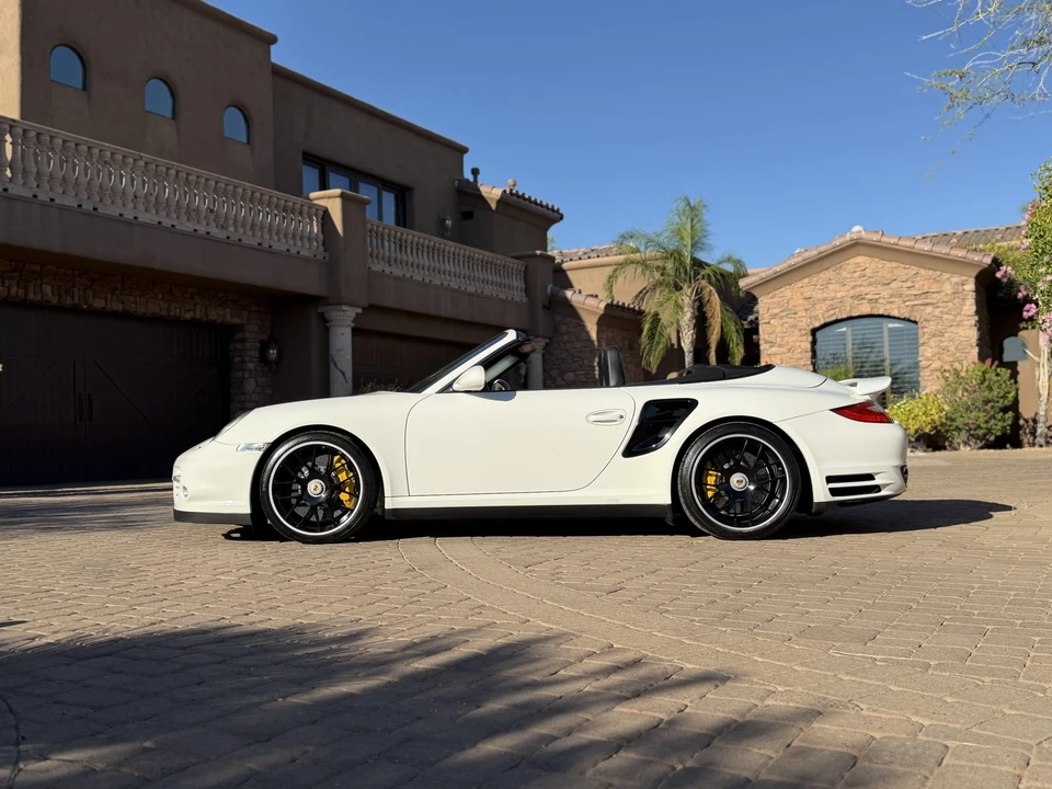 2012 Porsche 997 Turbo S - Image 6 of 31